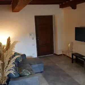 Loft Moderno Ubicato Nel Centro Storico Di Appartamento Lucca